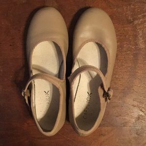Capezio 3800 Mary Jane Tap Shoes-Caramel-5.5W-Used